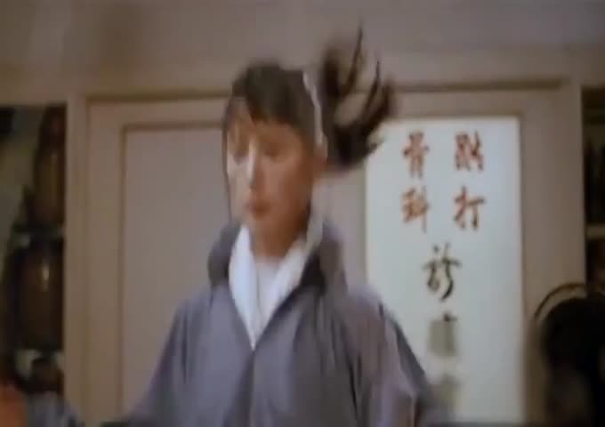 《新龙争虎斗》