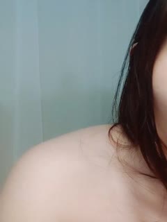 肉肉的极品巨乳奶妈，阴道边上流下的奶液，道具自慰骚穴呻吟