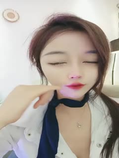 上海超顶一级模特儿，超强阴道喷水，叫声十级淫骚，吃奶裸舞诱惑各种情趣骚话