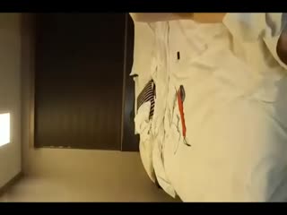 小网红百合之恋我能加入你们玩3p吗