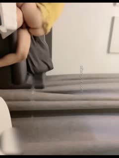 【母子乱伦】反差婊教师上了自己儿子，附聊天记录和生活照