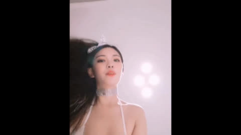 良家露脸！ 少妇勾引我来酒店给我操！