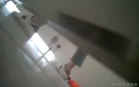 最新流出全景云上会系列电子厂女厕偷拍高颜值的小姐姐门一个接一个