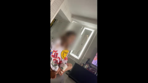 [原创] 少妇客厅口述老公的无能！之后去酒店偷情！对话涉及人名 故屏蔽望谅解！