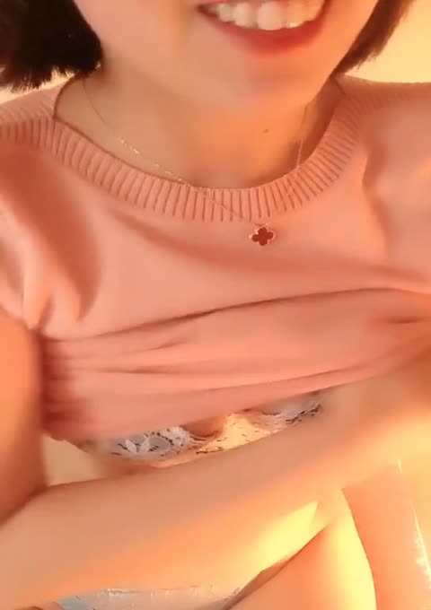 身材肉肉的妹子誘惑秀性感黑絲高跟鞋誘人美臀撥開內褲開逼逼很是誘惑喜歡不要錯過