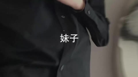侃哥  99年乖巧妹子背着男友穿黑丝开裆裤被操  爽