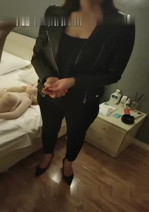 强奸成人店老板娘