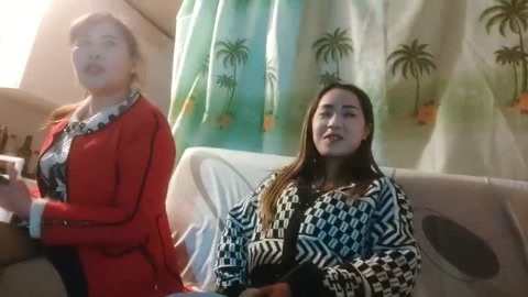 素质嫖客偷拍 红灯区操快餐女 颜值还不错少妇 到小房间脱掉内裤 近距离视角特写 骑乘操大屁股