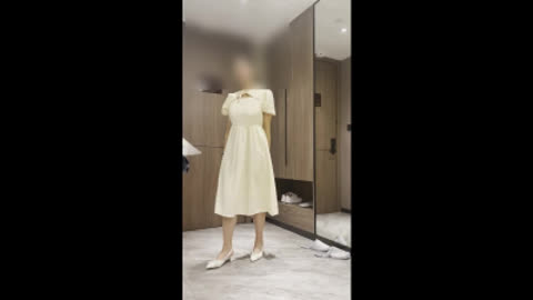[原创] 上完网课的音乐教师是个反差婊！平时害羞脱衣服淫荡！