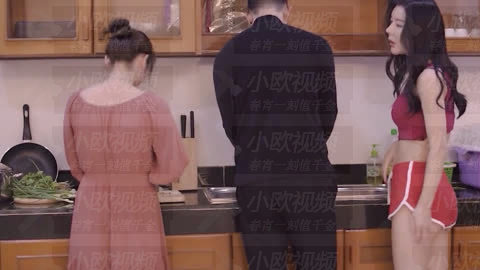 舅舅偷摸睡觉的模特白虎侄女 5