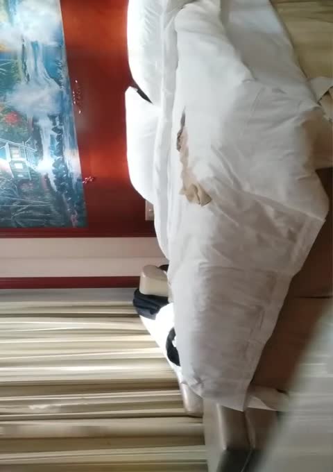 胖男探花约了个萌妹子搞一半要退单换了个白衣妹子继续开裆肉丝口交后入猛操很是诱惑不要错过