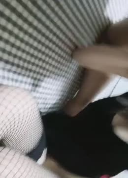 出租屋和太原小母狗嬉戏，骚母狗狂舔肛门这是她的爱好，伺候的主人舒舒服服！
