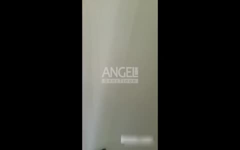 湯不熱很火非常瘋狂的北京天使極品妹極限挑戰戶外全裸露出過街天橋、學校、醫院、地鐵、商場無畏路人