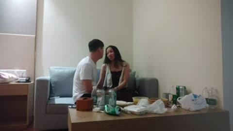 贵在真实 把良家约出来她说被操的两腿发抖对白精彩
