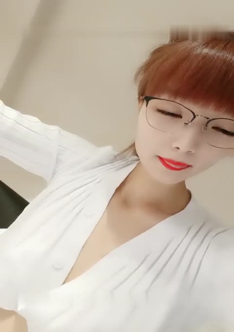 三线嫩模05-09第一场