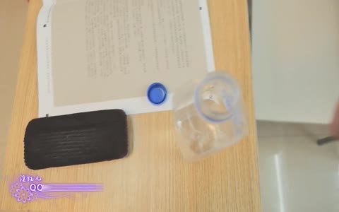 性感老师淫钰儿唯一一部露脸剧情视频老师裸体上课.MP4