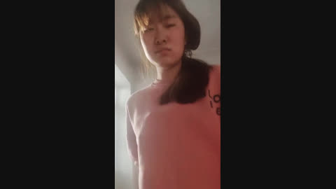 在乡下过年和表妹偷情 原来表妹如此骚