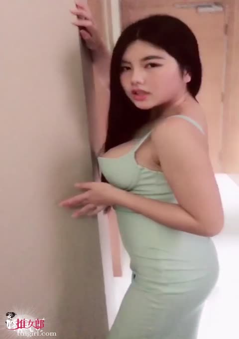 美模娜露性感2V写真1