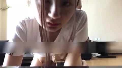大一身高175白嫩妹子