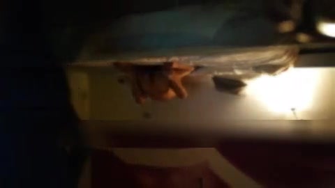 我带着老婆和别人3p