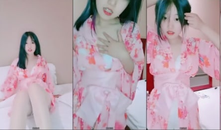 绝对清纯18美少女，初下海收费房操逼，脱衣热舞，一头蓝发，搞起来也是很骚的