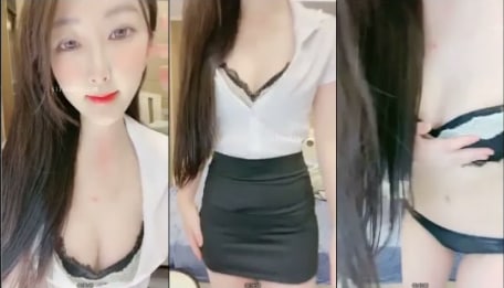 女神非常极品 美腿包臀裙 慢慢脱掉白嫩奶子 无毛美穴翘屁股 让人流鼻血