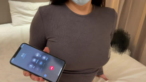 [原创] 偷情时老公突然电话查岗 边打边操真刺激！