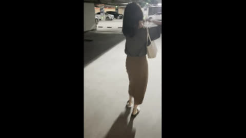 [原创] 少妇惨遭老公家暴出来报复性出轨！！肩膀都被打疼了！！