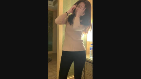 全程记录约美女同事 操到她两颗奶子晃来晃去