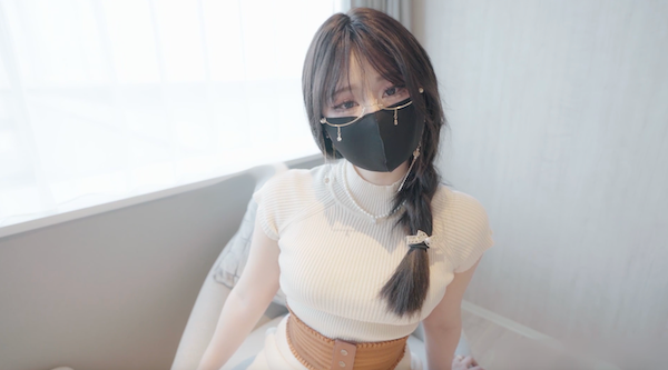 Onlyfans,极品白虎网红小姐姐NANA,牛奶妈妈 - 无套内射视频
