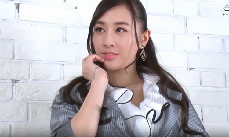 #黄圣依完全着衣之赞助人请不要这样