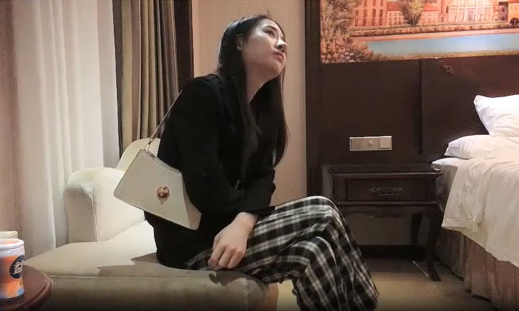 暴殄天物这么好的妹子居然阳痿