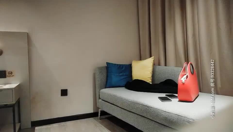 【鸭总侦探】网约外围长腿嫩妹，身材苗条，蜂腰翘臀小荡妇 调情啪啪激情无限