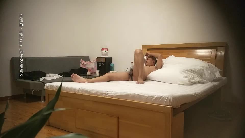 【扫雷队长】大奶少妇3Pd第二炮 被两根大肉棒前后夹击 嘴口逼插 连续轮流输出 奶子哗哗