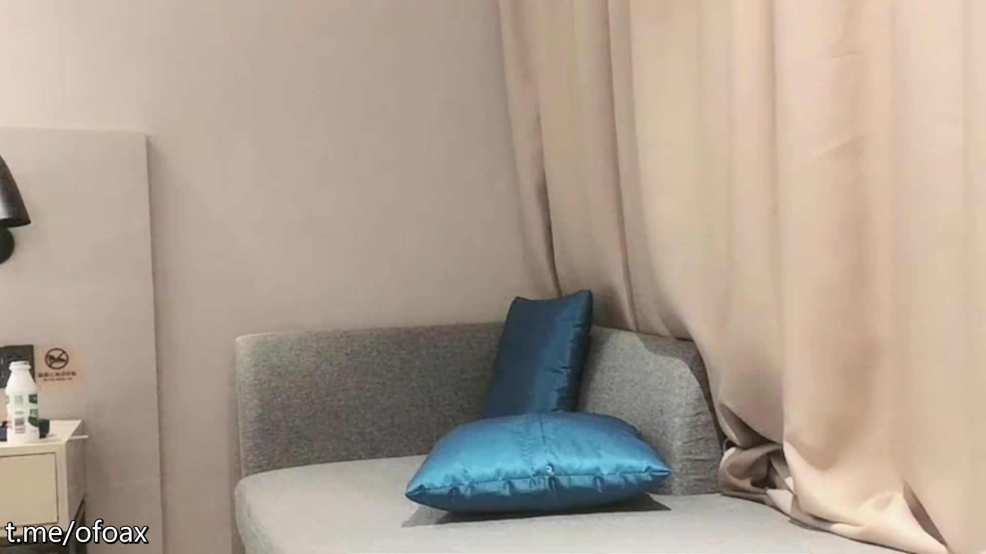【探花精选】高颜小姐姐 骚一点 第一次这么亮做爱骚不起来 嗯嗯轻一点 身材苗条大长腿 被小哥在床上多姿势猛怼